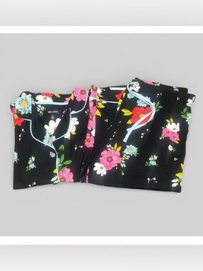 Room Service Women's Short Sleeve Notch Collar Capri Pants Pajama Set Floral XL